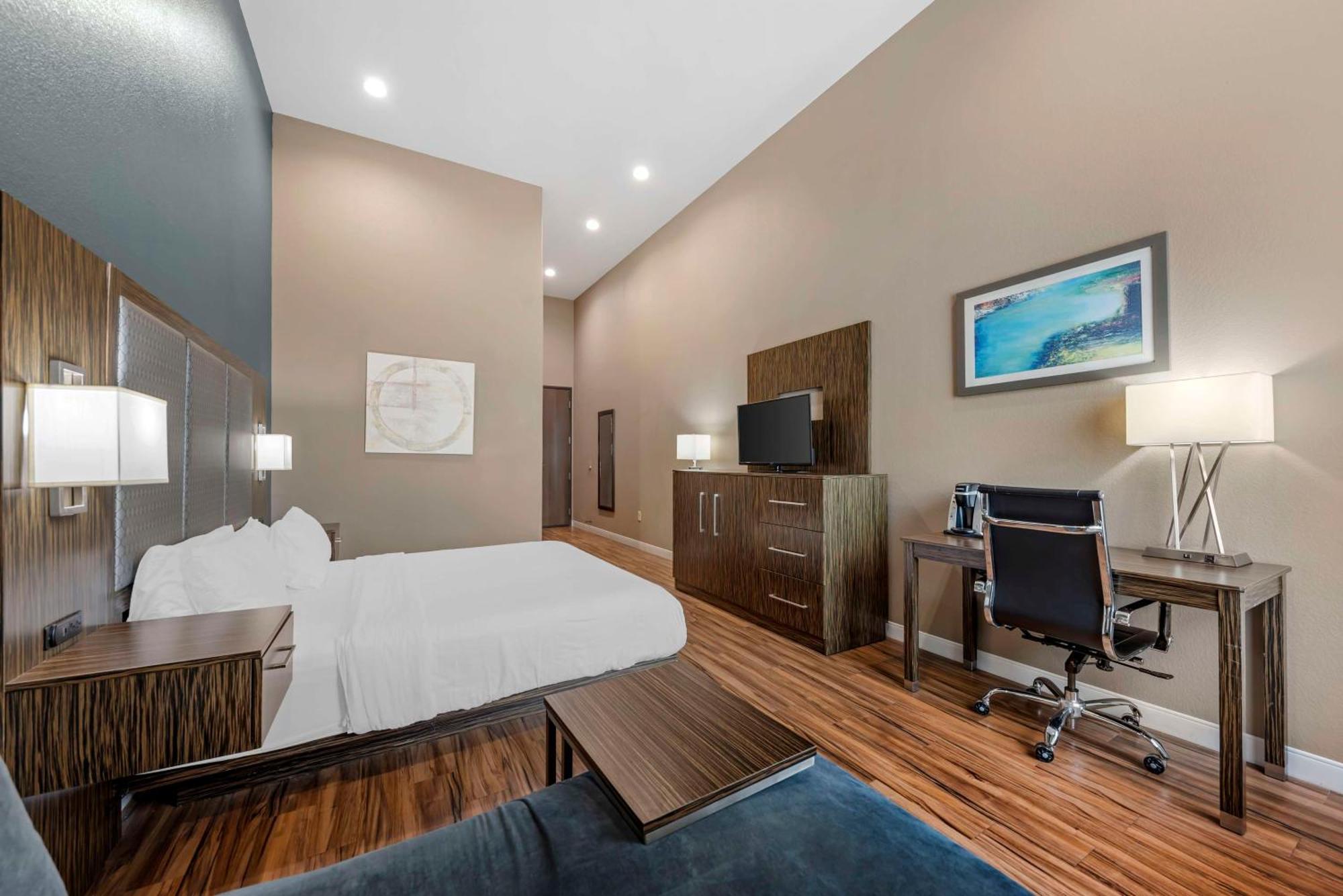 Western Inn&suites Hotel 3*
