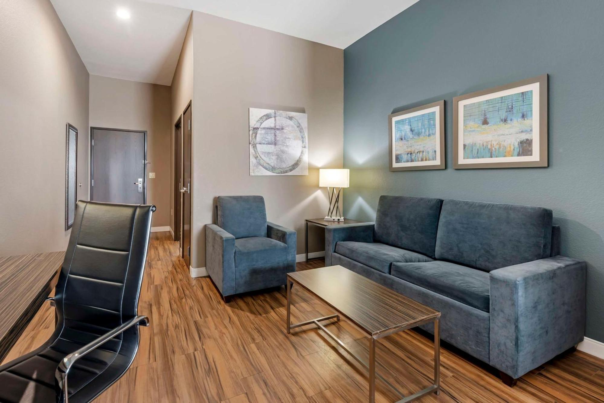 Western Inn&suites 3*