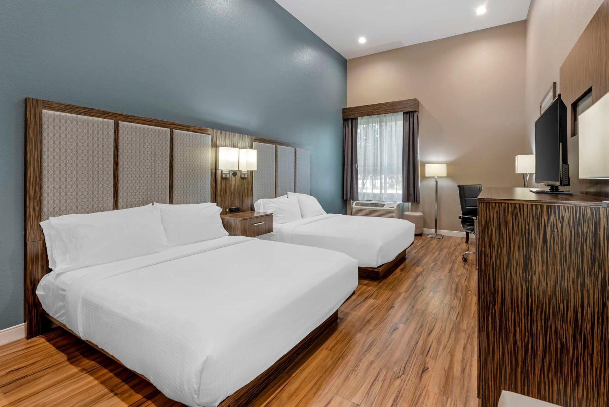 Western Inn&suites 3*
