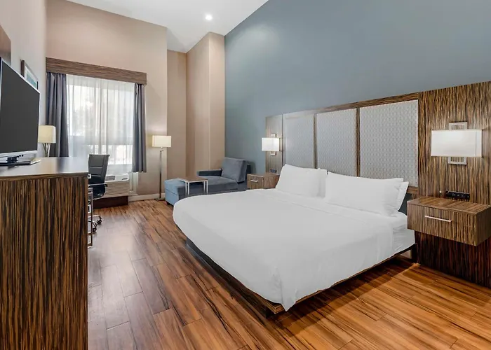 Best Western Plus Pflugerville Inn&Suites