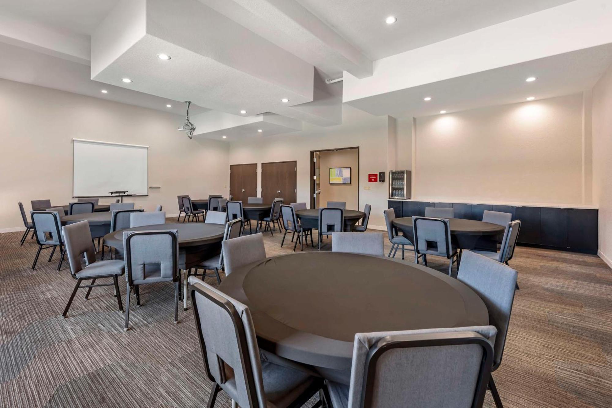 Hotel Western Inn&suites Pflugerville