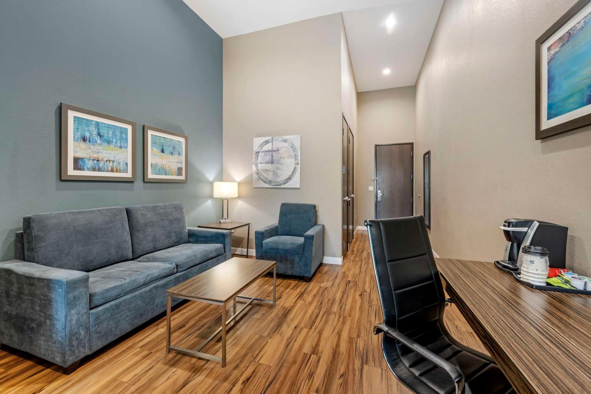 Hotel Western Inn&suites 3*