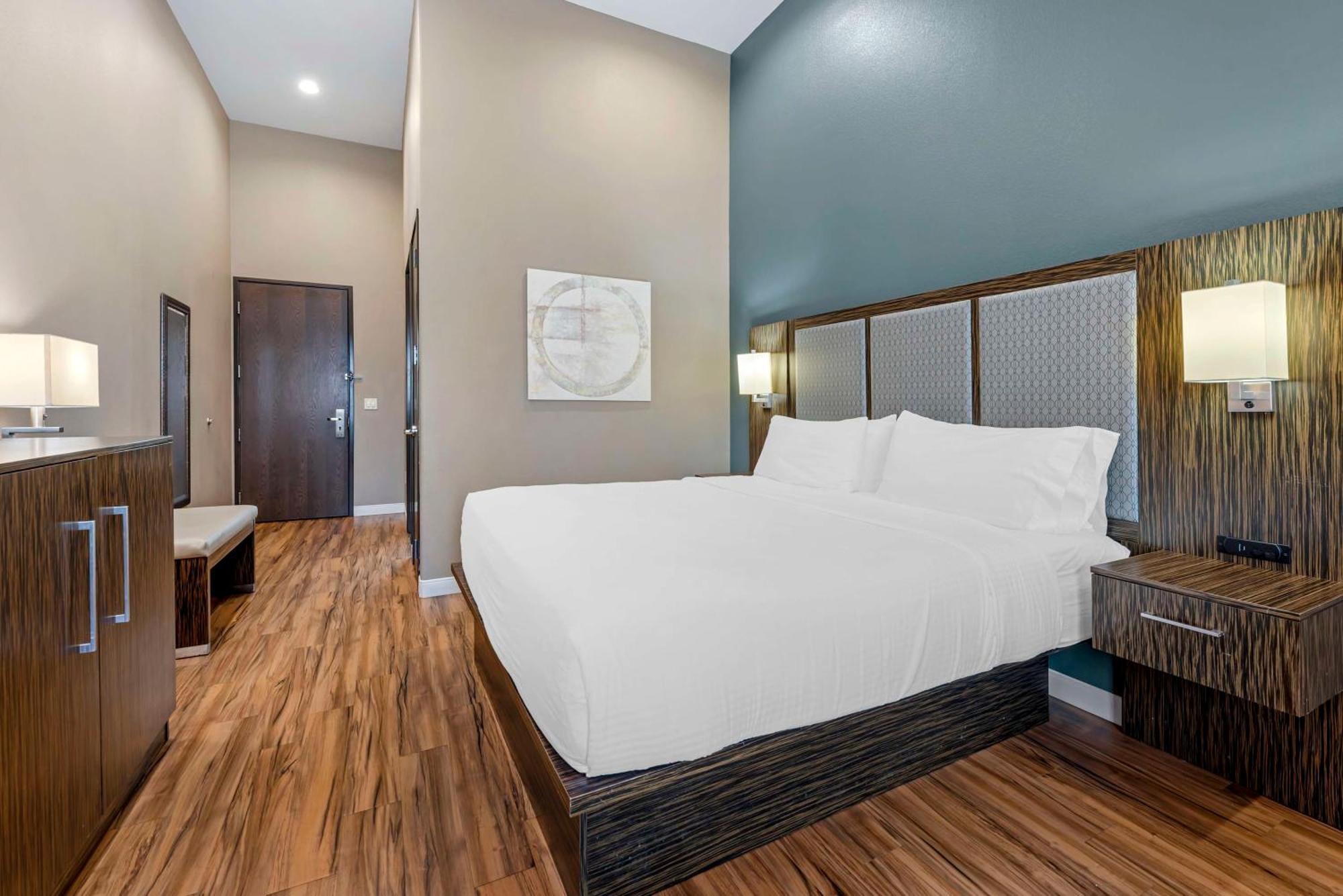 Hotel Western Inn&suites